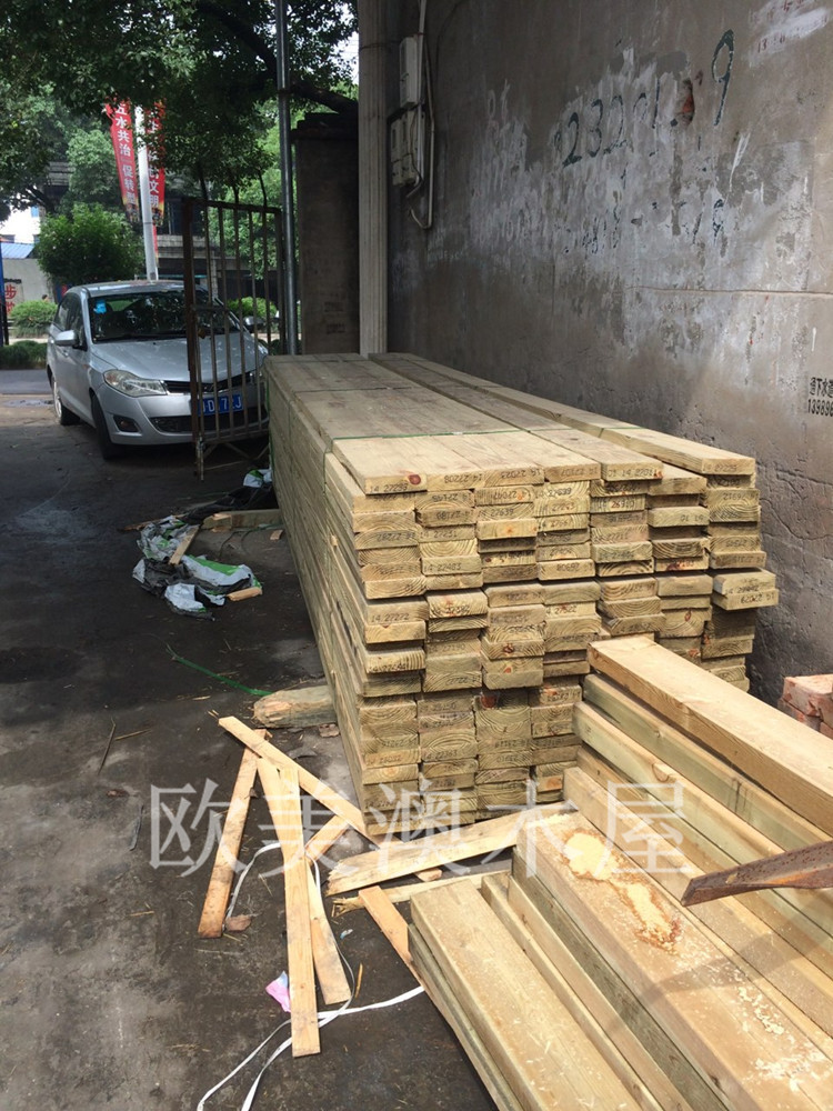 装修材料 防腐木